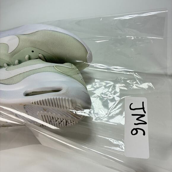 Nike Air Max Oketo Pale Green White Running Shoes AQ2231-400 Women's Size 8 - Picture 10 of 10